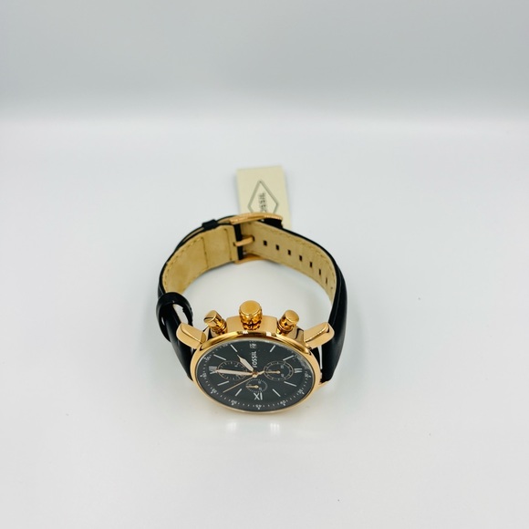 Selling brand new Fossil watches with prices Tags and boxes never used - Picture 2 of 4